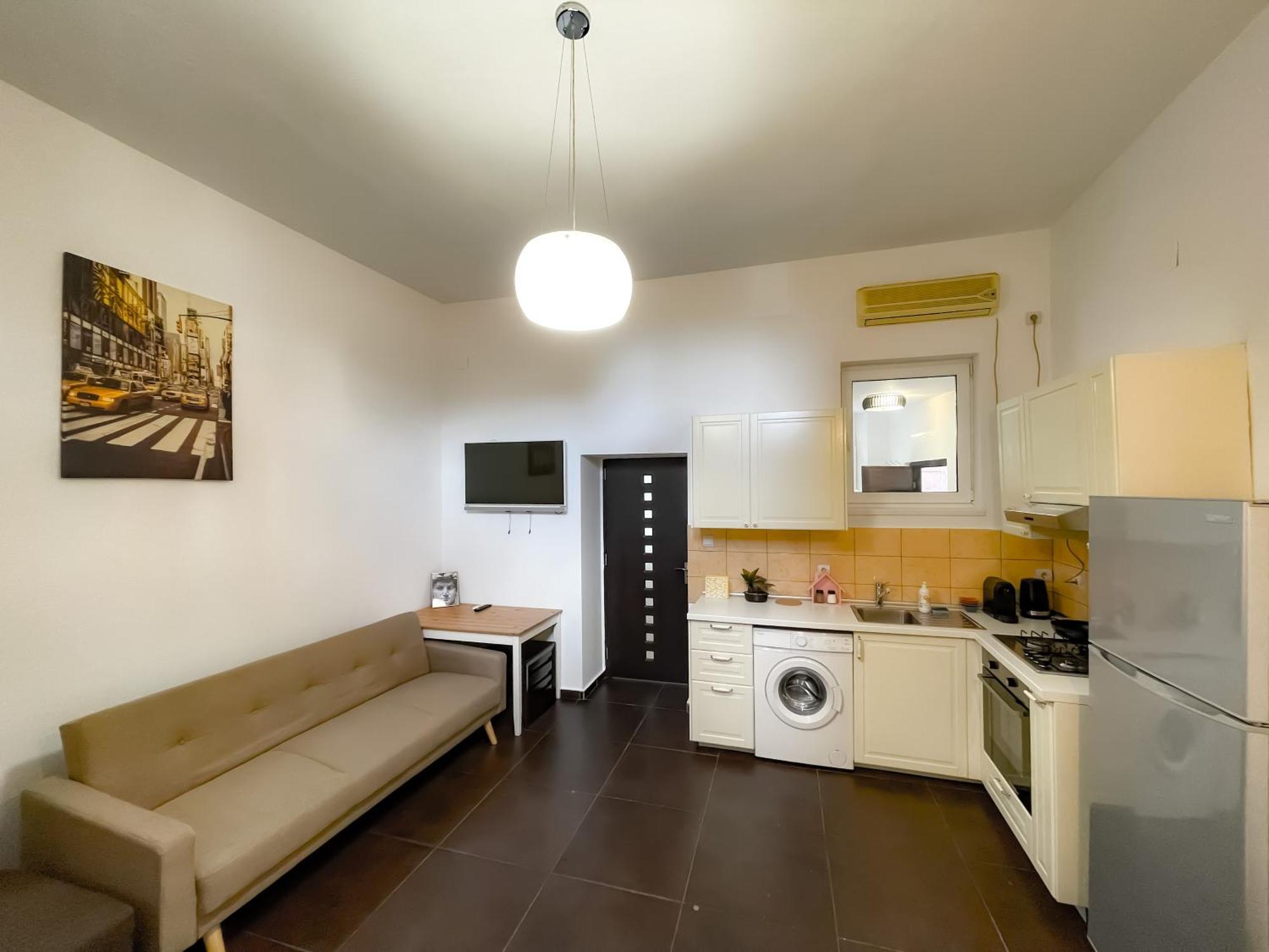 Cool Flat In The Heart Of Bucharest'S Fun And Historyアパートメント エクステリア 写真