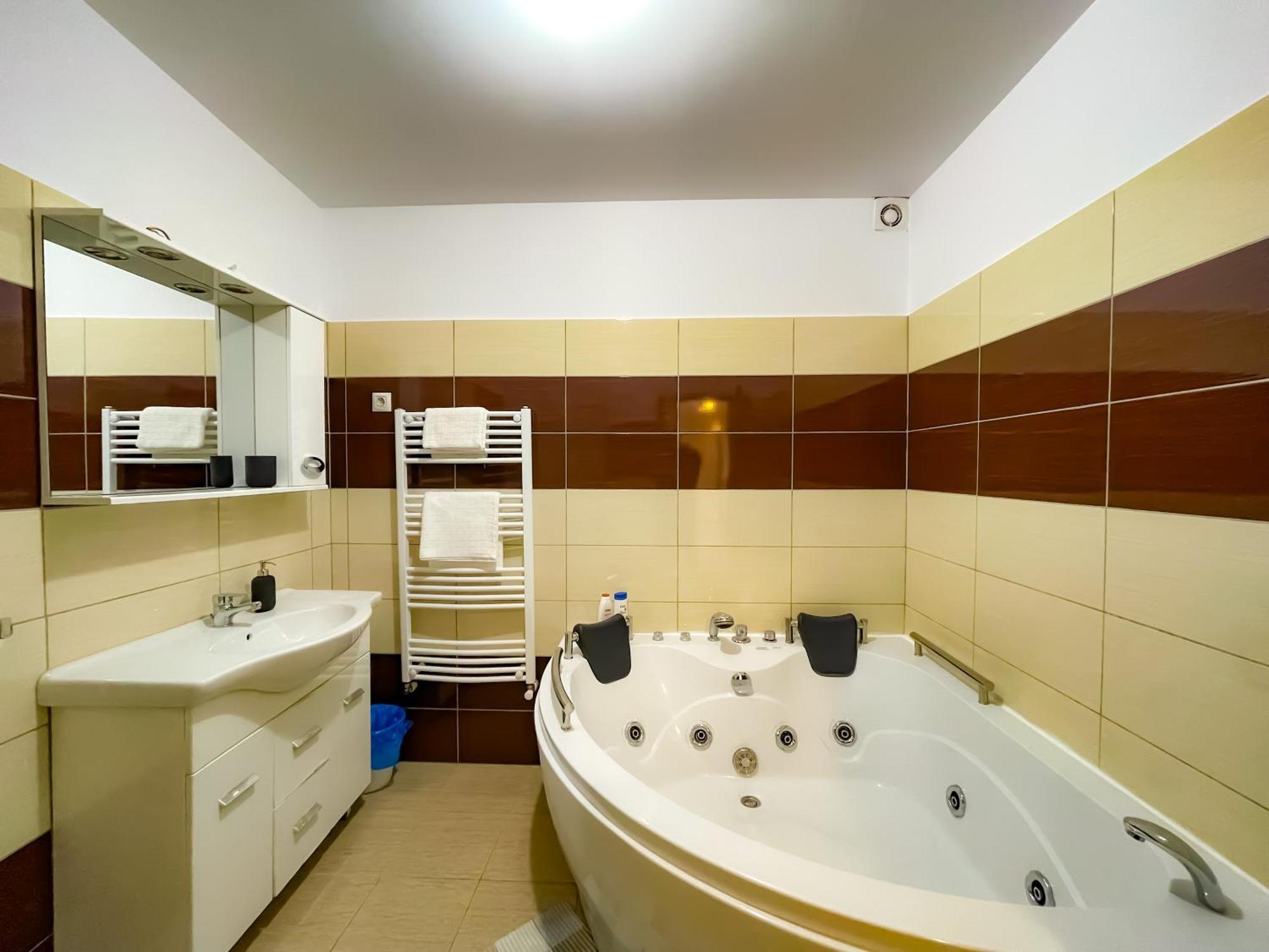 Cool Flat In The Heart Of Bucharest'S Fun And Historyアパートメント エクステリア 写真