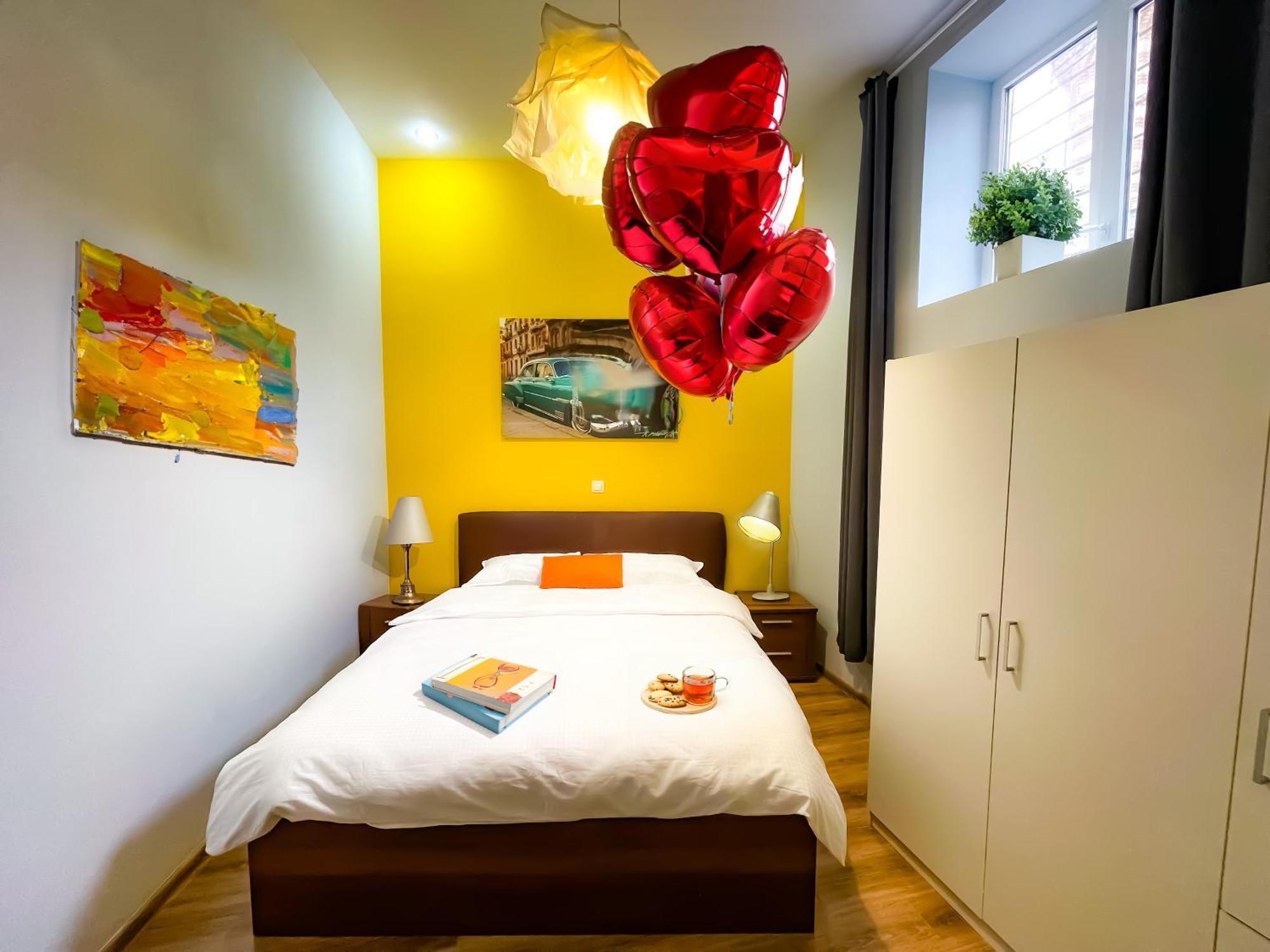 Cool Flat In The Heart Of Bucharest'S Fun And Historyアパートメント エクステリア 写真